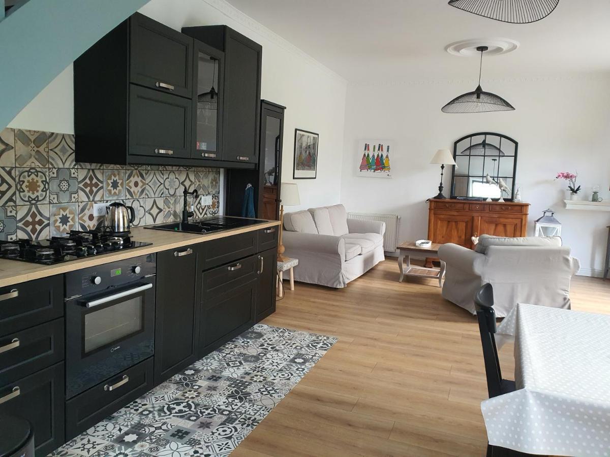 Les Bords De Rance Villa Dinan Bagian luar foto