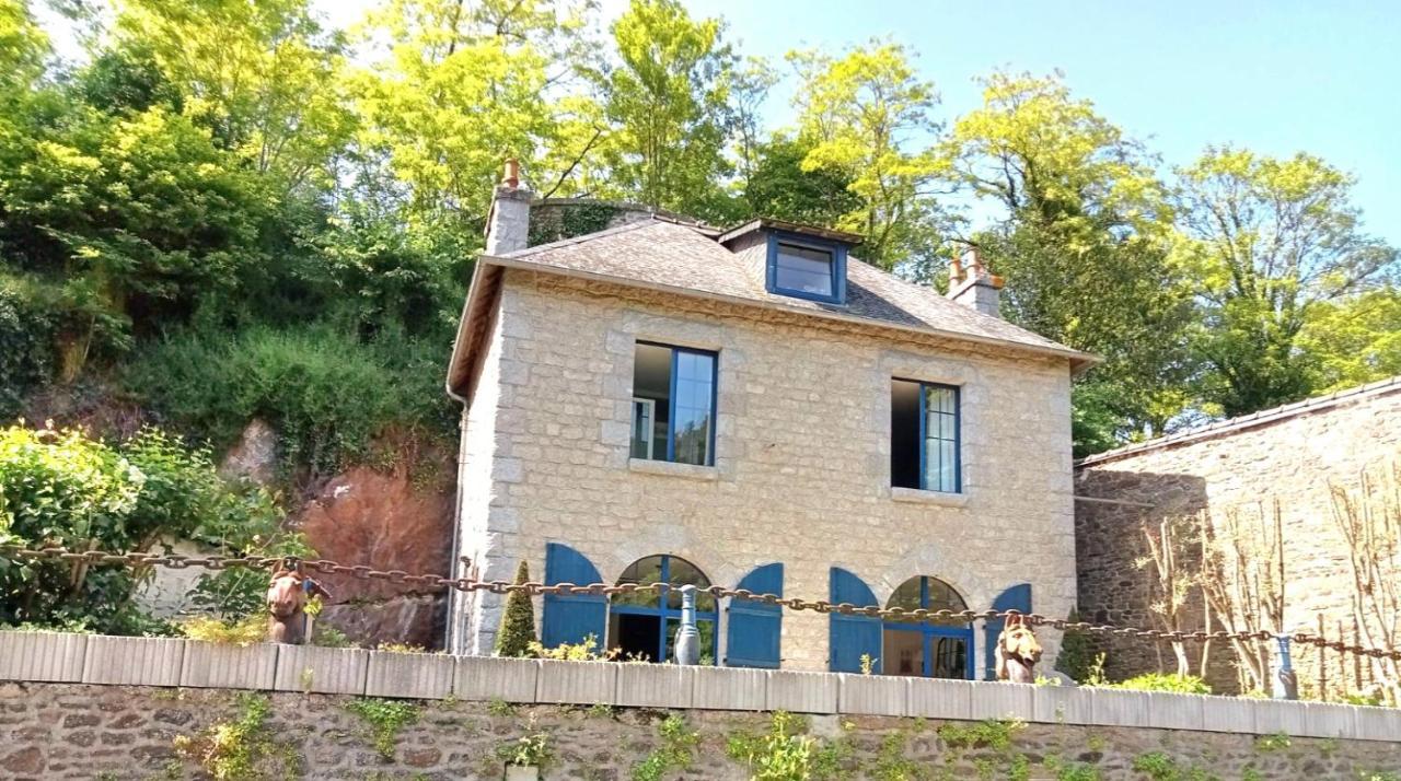 Les Bords De Rance Villa Dinan Bagian luar foto